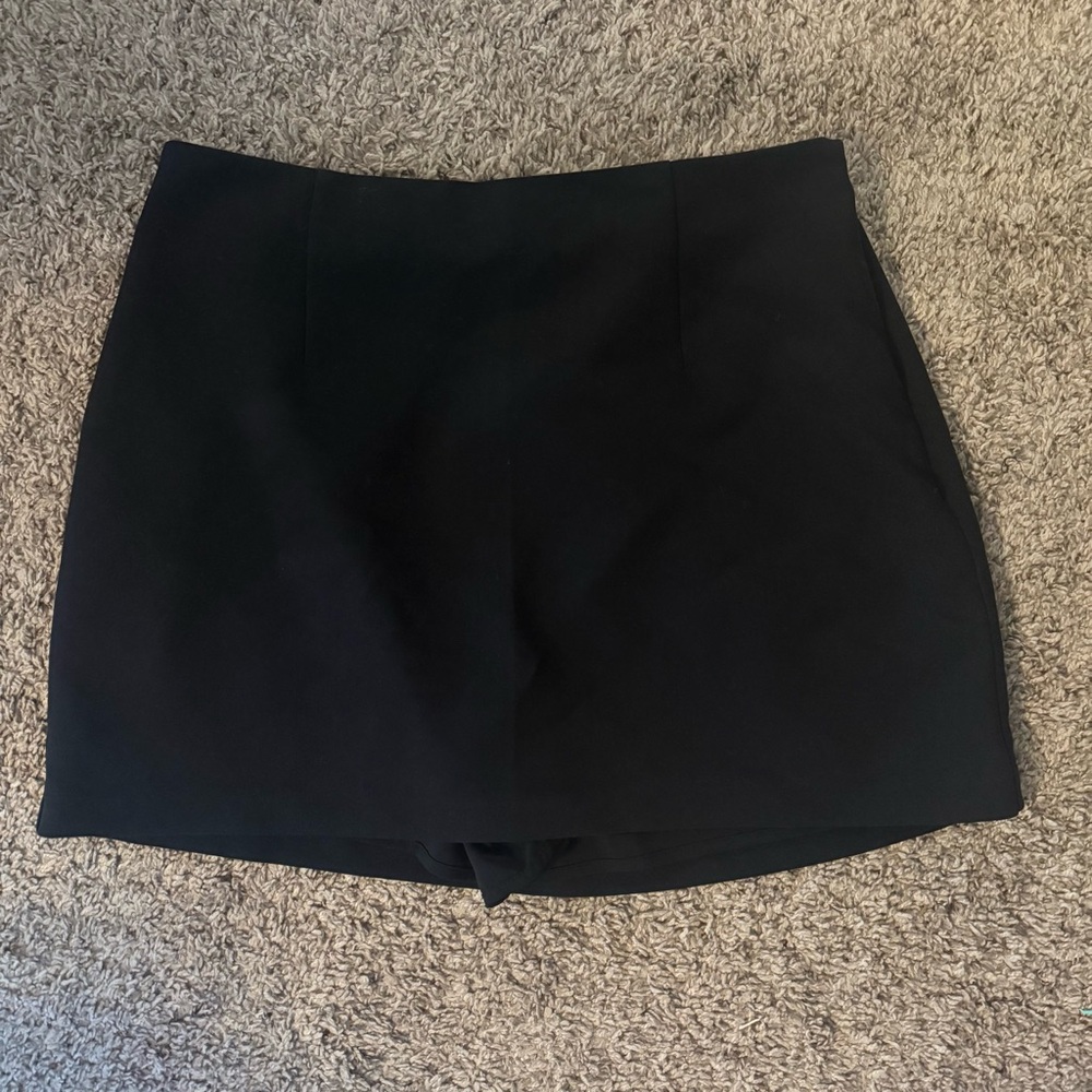 Black abercrombie skort nwt